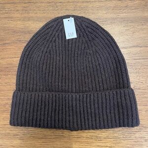 GAP Dark Knit Beanie